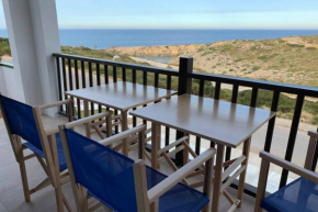 Apartamento a estrenar con vistas al mar.
